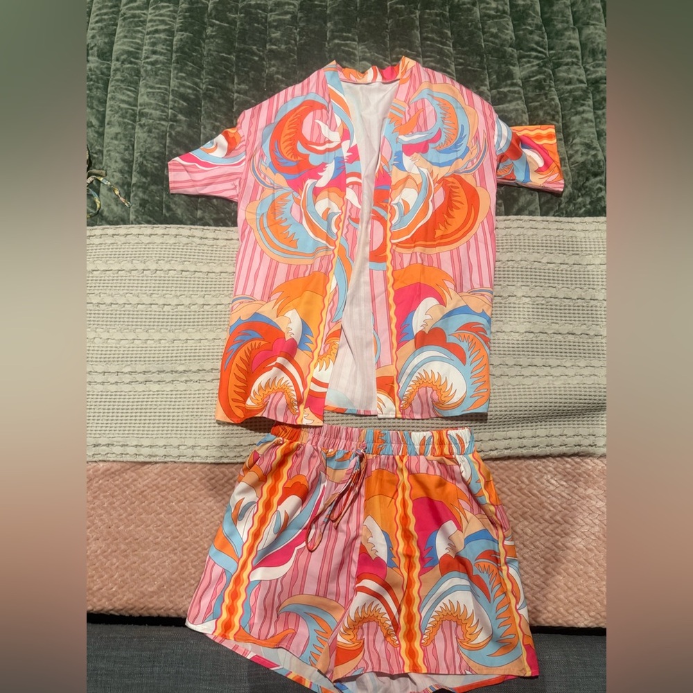 Colorful 2 Piece Set Size S Kimono Top Shorts Bright Boho Vacation Outfit